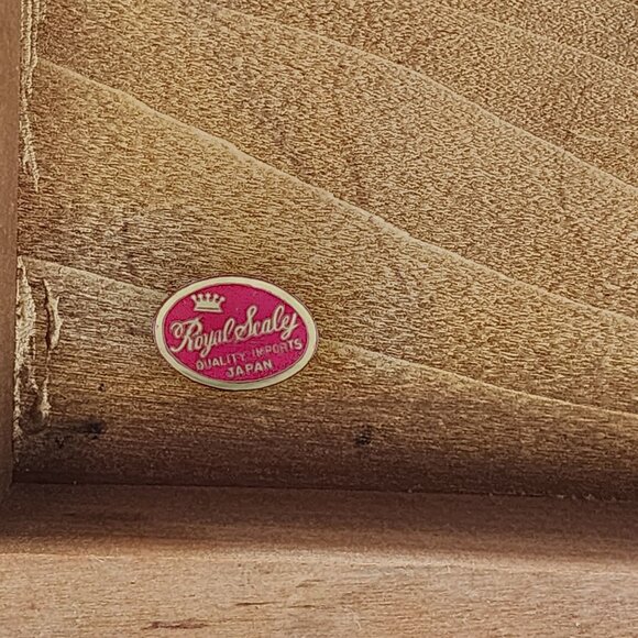 Wooden Musical Jewelry Box Onate Carved Drawers VTG 9.25" High by Royal Sealy - Picture 4 of 12